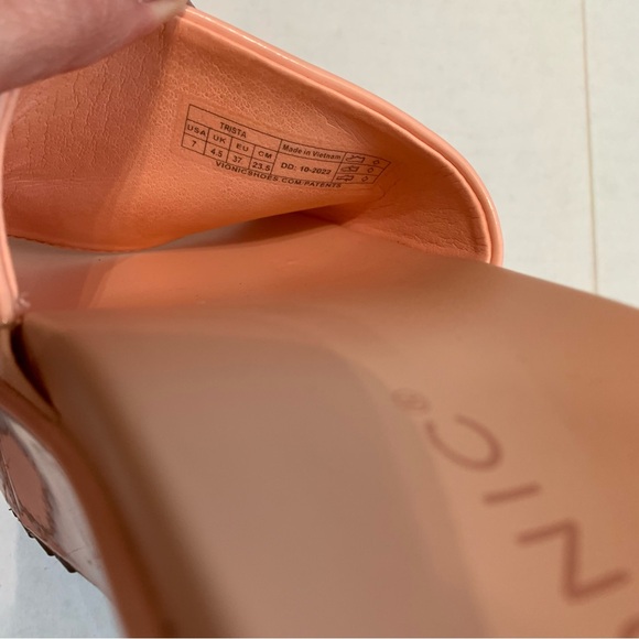 VIONIC Trista Pink Patent Leather Platform Slide Sandals Women’s Size 7 - Picture 6 of 6